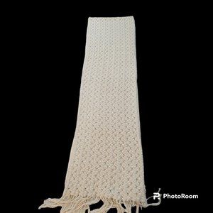 Echo Crochet Scarf Womens OS Cream White Rectangle Fringe Super Soft Warm